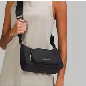 Crossbody with Nano Pouch 2L